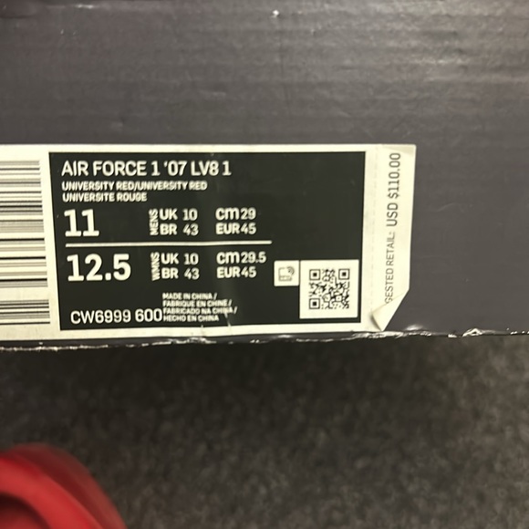Like new Air Force ones size 11 - Picture 4 of 5